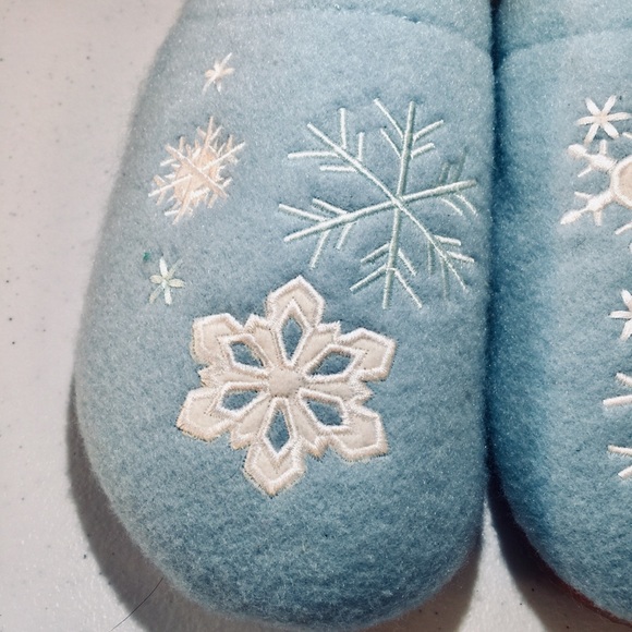▫️Land’ End Felt Snowflake Slip-On/Scuff Slippers | Size 6 - Picture 3 of 13